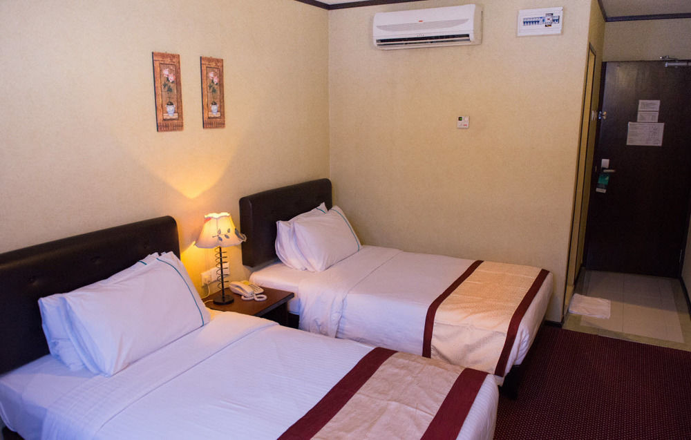 Hotel Vistaria Johor Bahru Zewnętrze zdjęcie