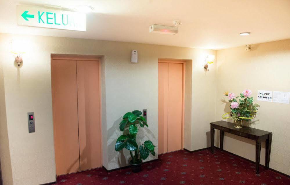 Hotel Vistaria Johor Bahru Zewnętrze zdjęcie