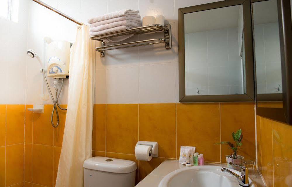 Hotel Vistaria Johor Bahru Zewnętrze zdjęcie